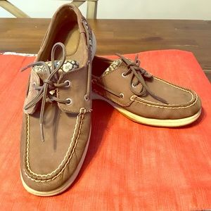 Women’s Sperry Topsiders